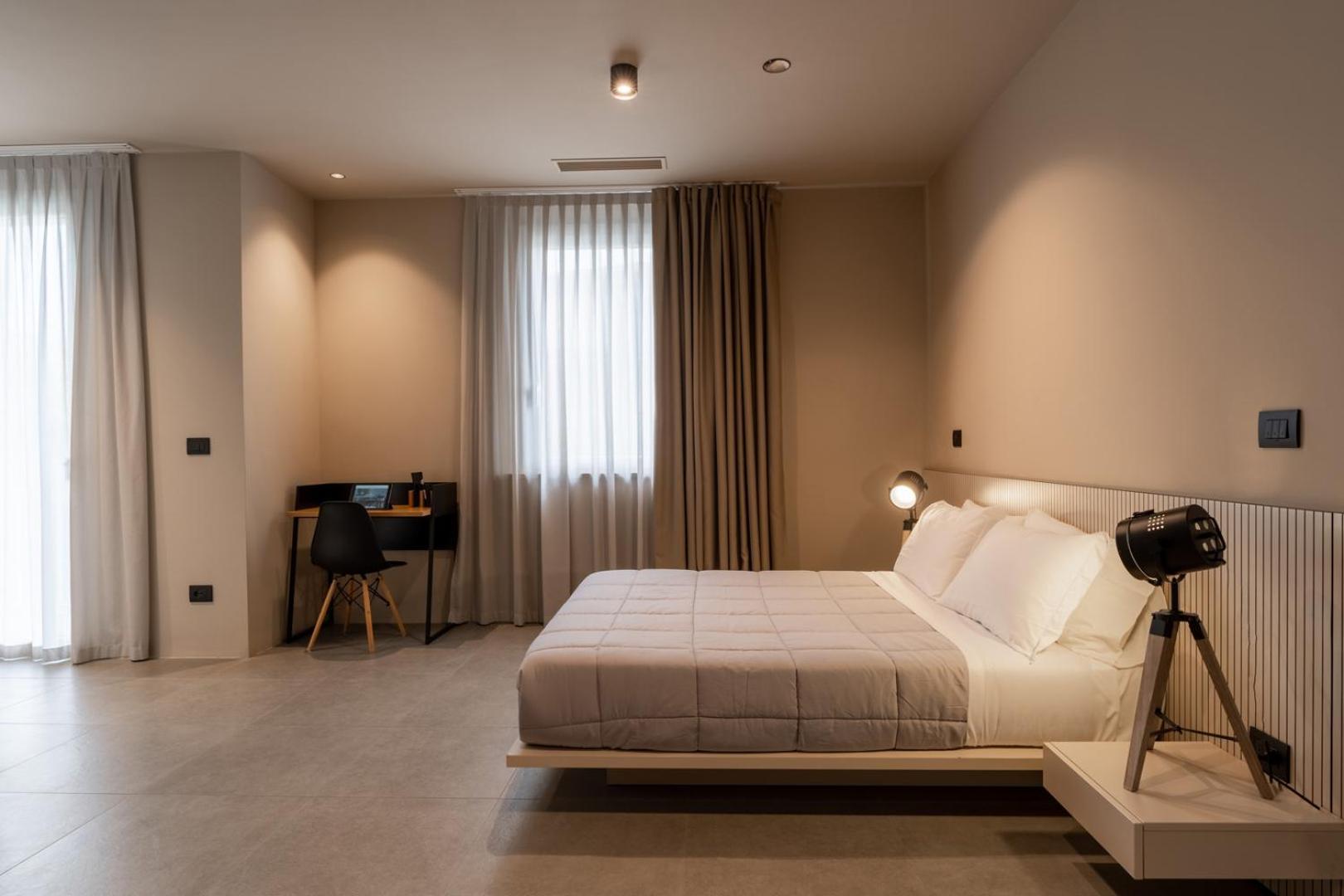 בלריה-איגאה מרינה Amare Suite & Apartments מראה חיצוני תמונה